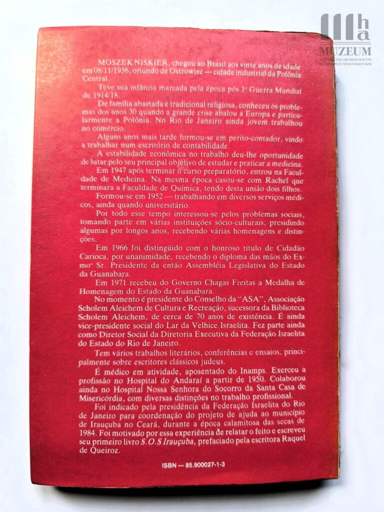 Tył książki "De Ostrowiec ao Rio de Janeiro", okładka czerwona, tekst biały